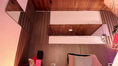 Violet online show from 02/26/26, 01:43