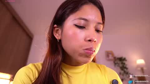 violeth___ online show from 11/12/25, 11:10