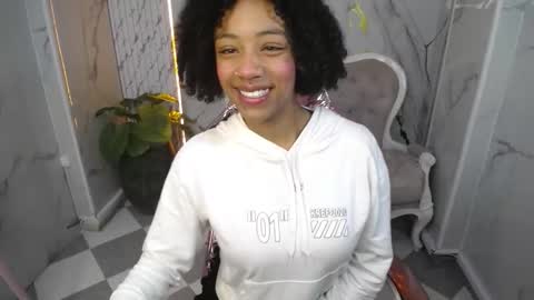 violeth_b online show from 10/17/25, 01:14