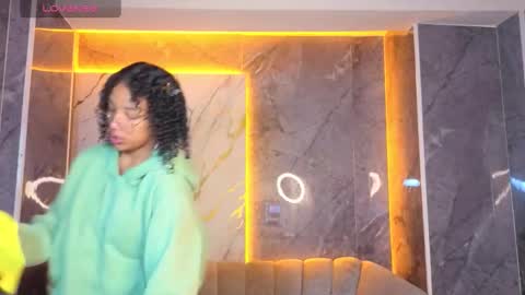 violeth_b online show from 01/07/26, 12:40