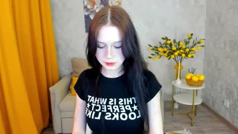 Snapshot of violetharmee chatting on 04/07/26, 11:54 violetharmee online show from 04/07/26, 11:54