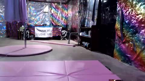 Violet Hooper online show from 06/08/26, 06:41