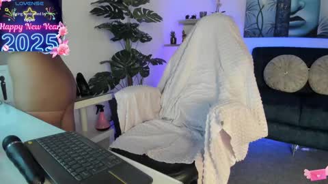 violetparkker online show from 03/03/25, 02:26