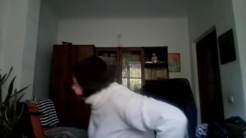 Snapshot of violetpulse chatting on 10/26/25, 10:21 violetpulse online show from 10/26/25, 10:21