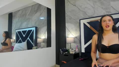 Violet Rose online show from 10/09/25, 07:34