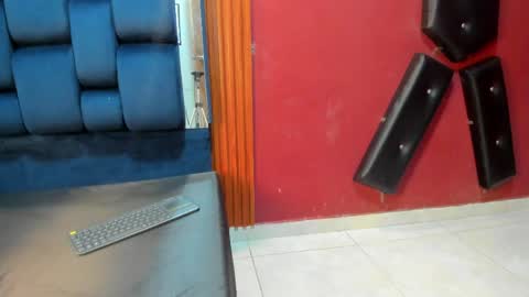 Violet Rose online show from 04/11/26, 03:44