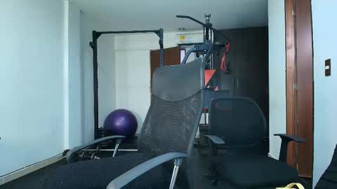 violetroussee online show from 10/10/25, 12:09