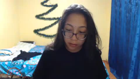 Violet777  online show from 12/31/24, 08:04