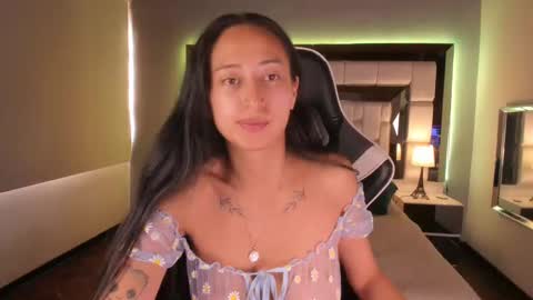 Snapshot of violetskinny chatting on 12/11/24, 09:34 violetskinny online show from 12/11/24, 09:34