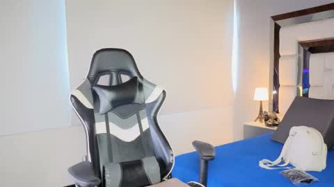 violetskinny online show from 02/09/26, 07:40