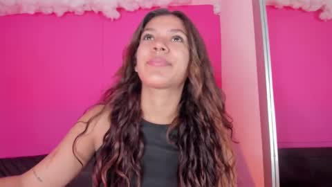 Snapshot of violett_24_ chatting on 03/11/25, 12:28 violett_24_ online show from 03/11/25, 12:28