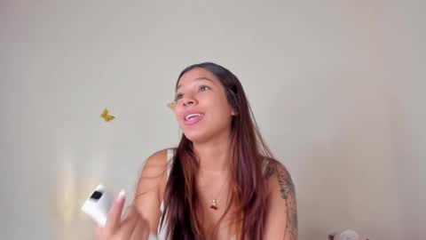 Snapshot of violett_24_ chatting on 10/04/25, 07:12 violett_24_ online show from 10/04/25, 07:12