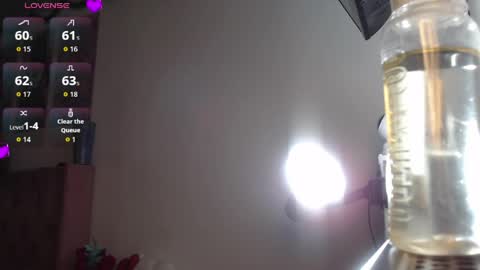violett_brown9 online show from 05/31/26, 06:53