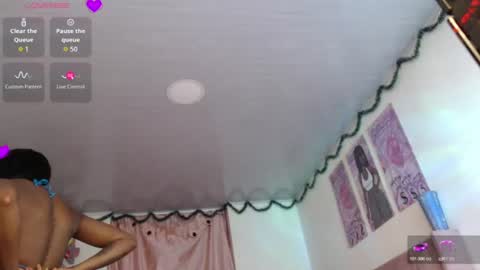 violett_brown9 online show from 06/22/26, 06:54