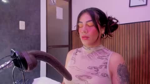 Violett online show from 02/12/26, 05:24