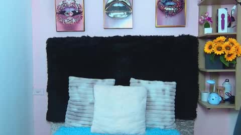 Violeta froz online show from 10/10/25, 07:24