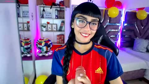 Violet online show from 06/21/26, 11:24