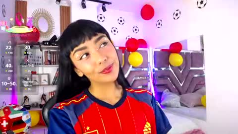 Violet online show from 06/26/26, 11:03