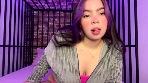violett_moonx online show from 05/30/26, 12:35