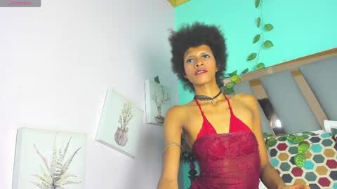 V I O L E T T E  online show from 04/23/26, 08:22