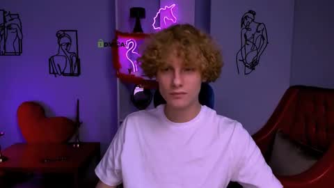 violett_shy online show from 03/11/25, 07:04