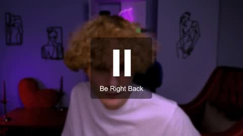 violett_shy online show from 03/11/25, 10:07