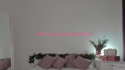 violetta_finch online show from 01/06/25, 11:18