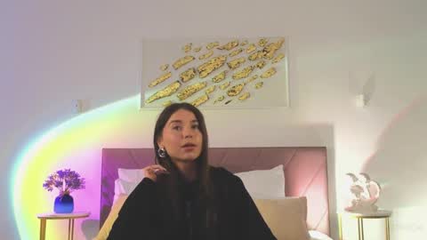 violetta_finch online show from 04/04/26, 10:02