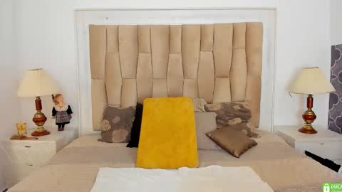 Princess Violet Valerious Follow me IGX violetvalerious online show from 02/22/26, 02:26