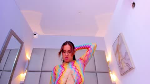 Violetta  online show from 02/06/25, 08:02