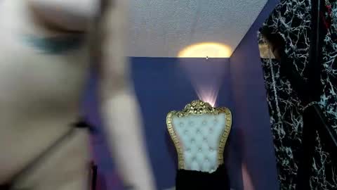 Violetta  online show from 10/26/25, 03:34