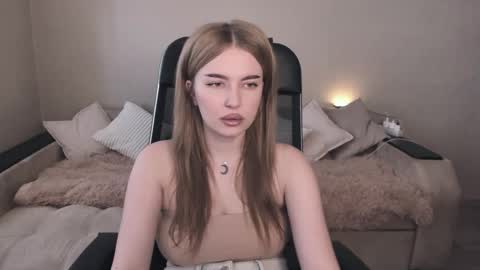 Snapshot of violettaotis chatting on 03/09/25, 11:36 ViolettaOtis online show from 03/09/25, 11:36