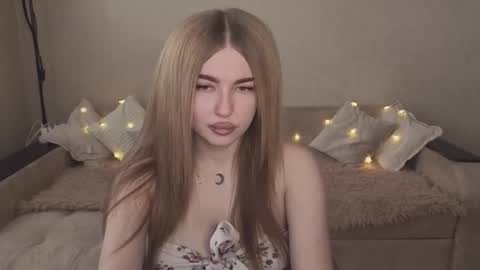 Snapshot of violettaotis chatting on 10/02/25, 11:28 ViolettaOtis online show from 10/02/25, 11:28