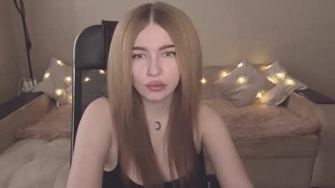 Snapshot of violettaotis chatting on 10/26/25, 09:48 ViolettaOtis online show from 10/26/25, 09:48