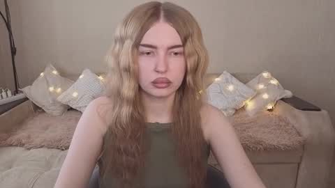 ViolettaOtis online show from 03/15/26, 12:22