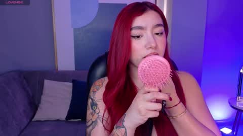 Violett Castel online show from 01/05/26, 06:55