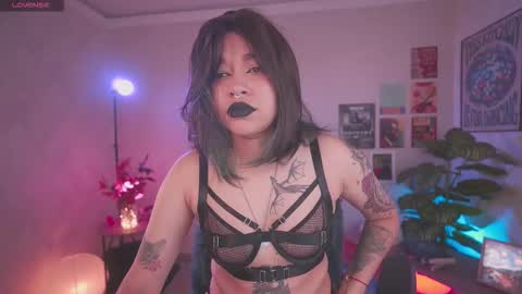 JULIE UWU online show from 02/01/26, 09:57