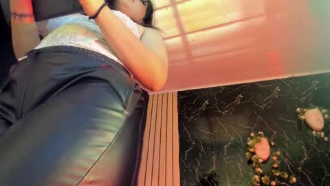 violette_velle online show from 03/27/26, 09:47