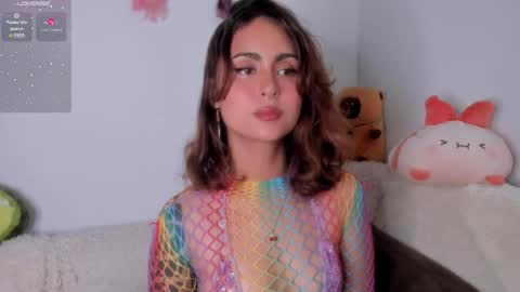 Violette  online show from 12/22/25, 09:56