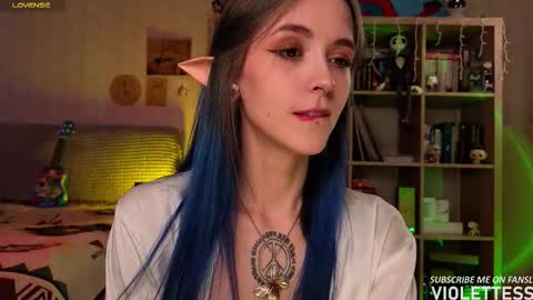 Snapshot of violettesss chatting on 02/11/26, 01:05 Vi Best on my Fansly online show from 02/11/26, 01:05