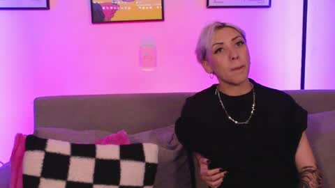 Violet online show from 04/14/26, 02:50