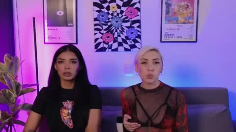Violet online show from 05/31/26, 12:19