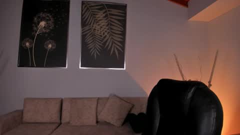 Violett  online show from 09/28/25, 11:48