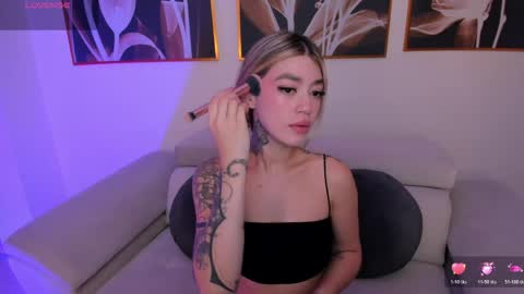 Violett  online show from 05/26/26, 08:43