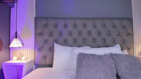 VioletthaRous online show from 02/26/26, 10:42