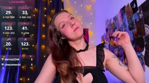 Snapshot of violettmo0n chatting on 02/27/26, 02:44 Next stream 1522026 400 GMT 3 online show from 02/27/26, 02:44