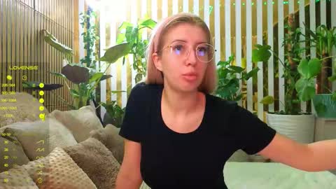 Violetta online show from 11/10/25, 08:30