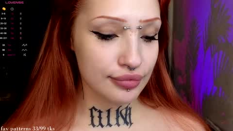 Snapshot of violetvio1ator chatting on 01/03/25, 08:01 Dommy mommy online show from 01/03/25, 08:01