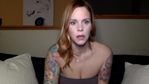 Violet online show from 12/01/24, 11:36