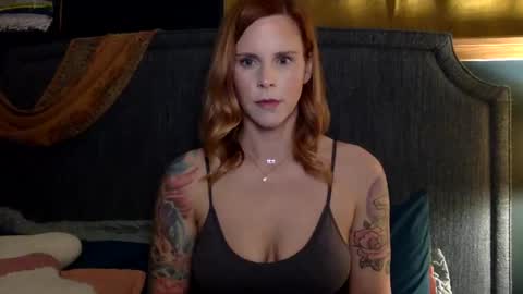 Violet online show from 01/25/25, 02:58